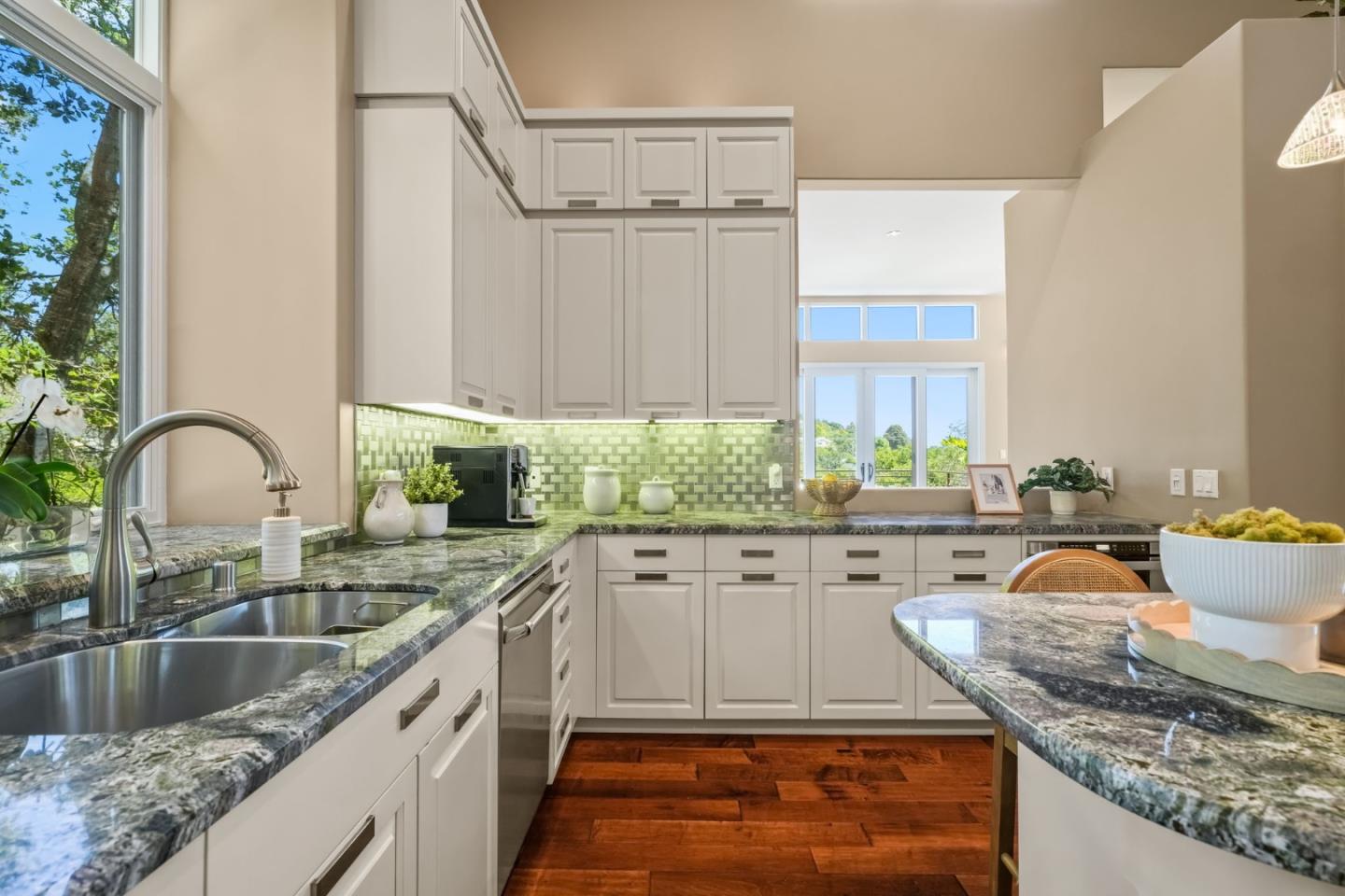 708 Alameda De Las Pulgas, Belmont, CA, 94002