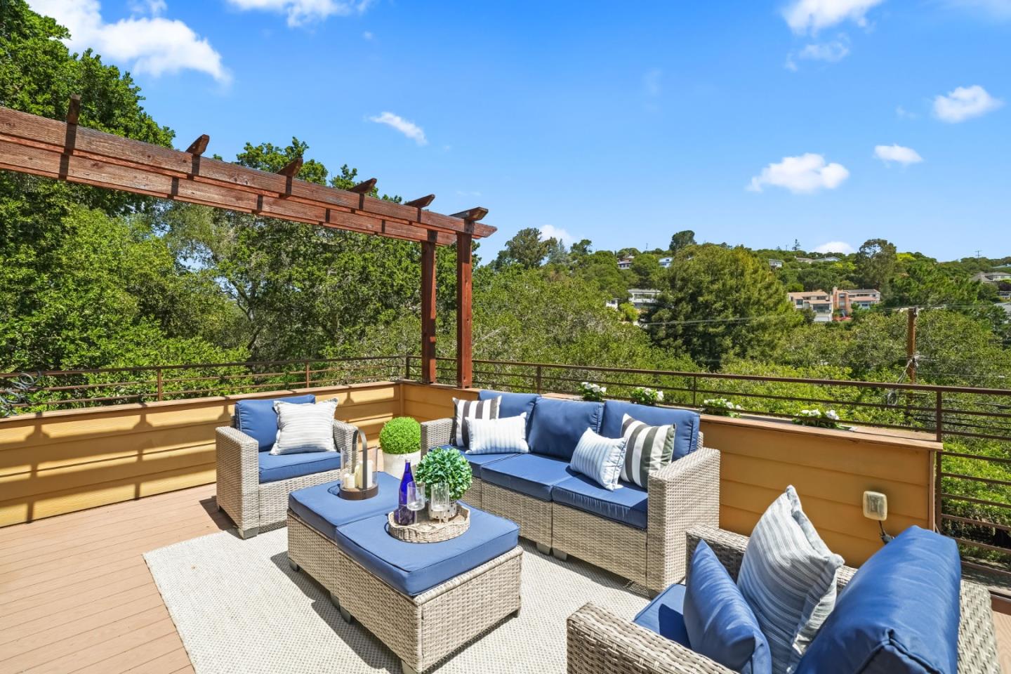 708 Alameda De Las Pulgas, Belmont, CA, 94002