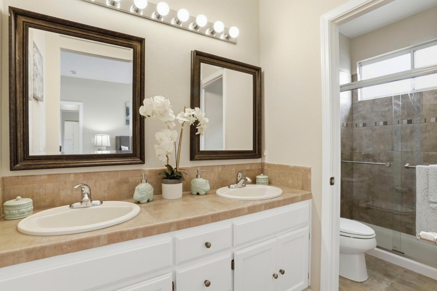 Photo #16: ML82045612 Listing: Photo #16
