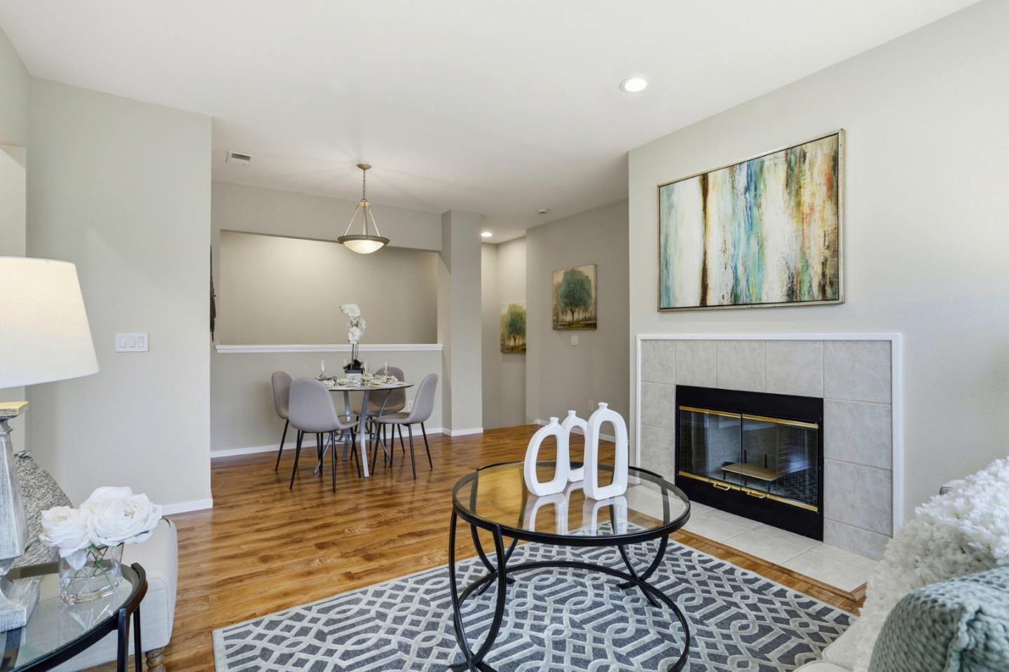 Photo #5: ML82045612 Listing: Photo #5