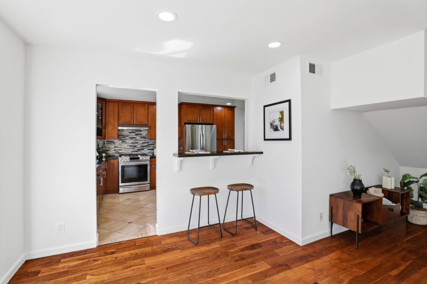 Photo #12: ML82045624 Listing: Photo #12