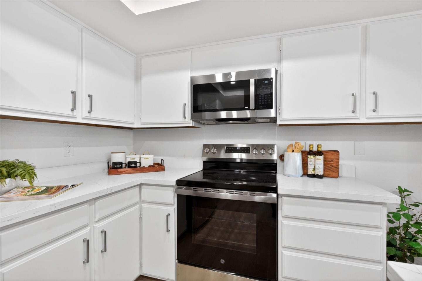 Photo #17: ML82045637 Listing: Photo #17