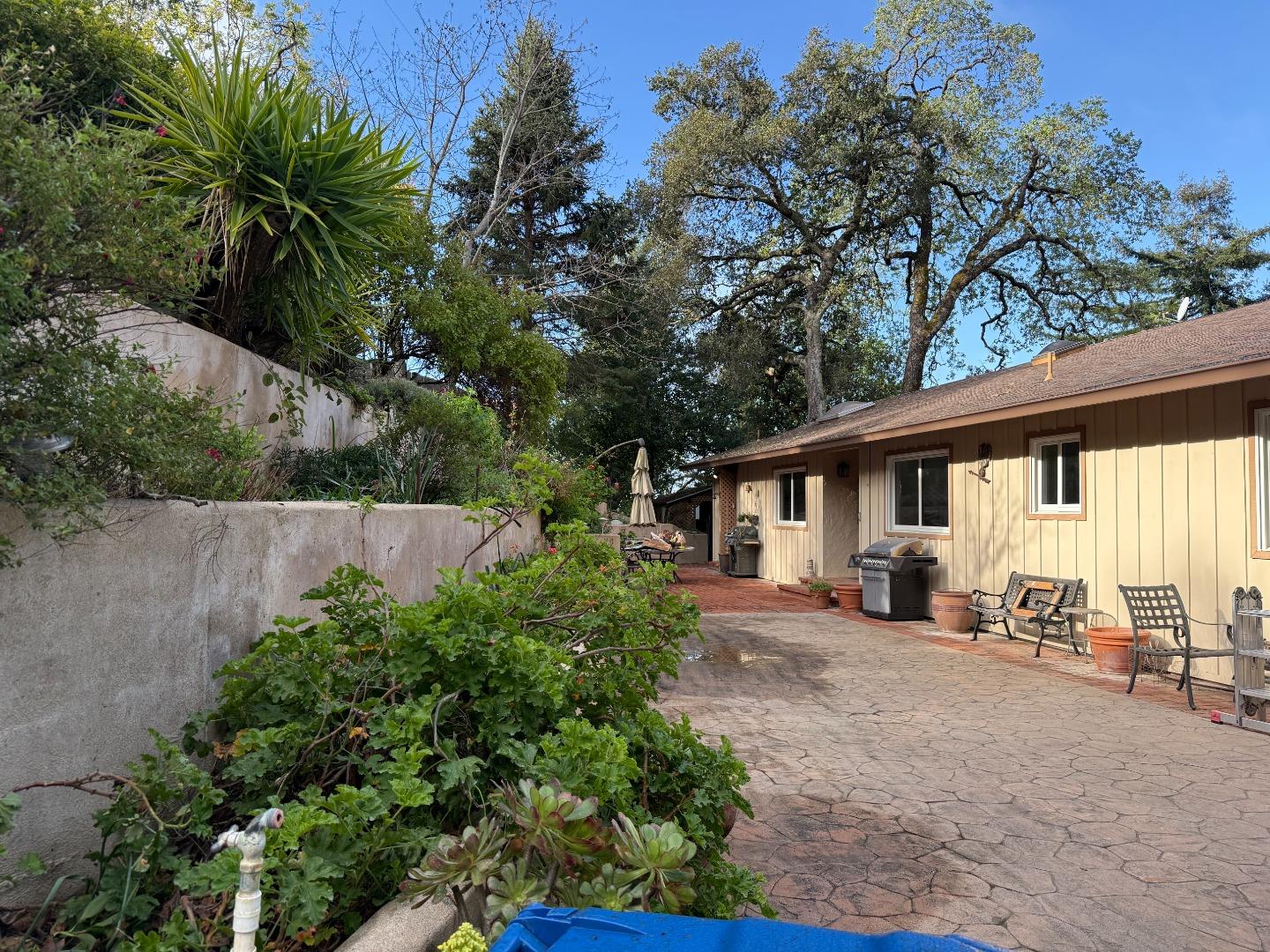 Front Image Thumbnail for ML82045668