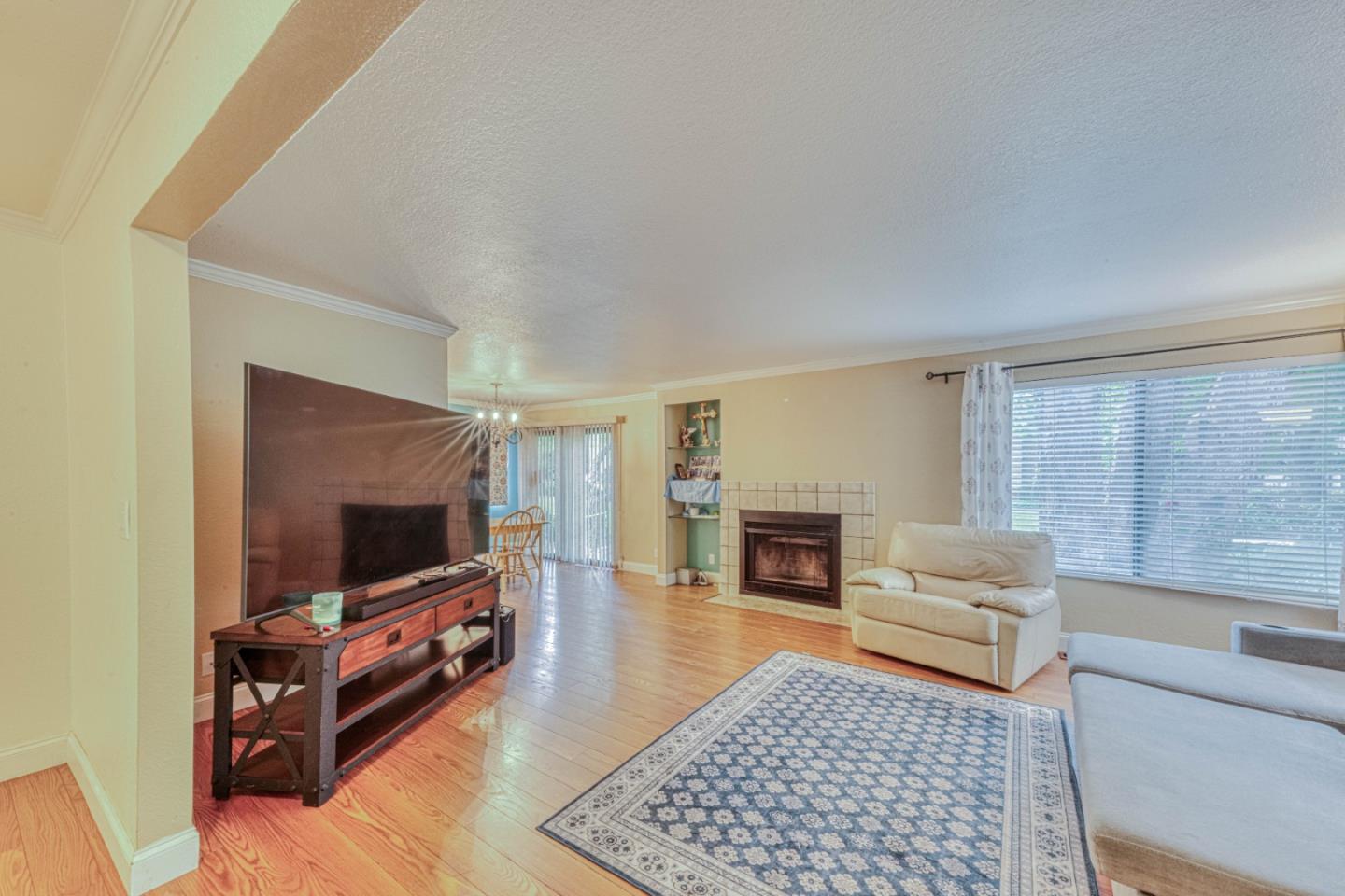 Photo #7: ML82045675 Listing: Photo #7
