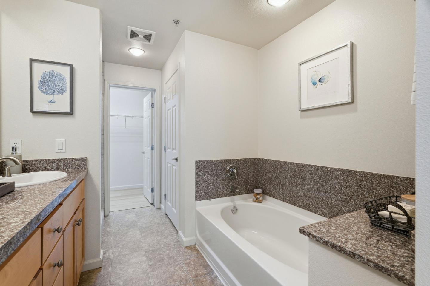 Photo #19: ML82045677 Listing: Photo #19