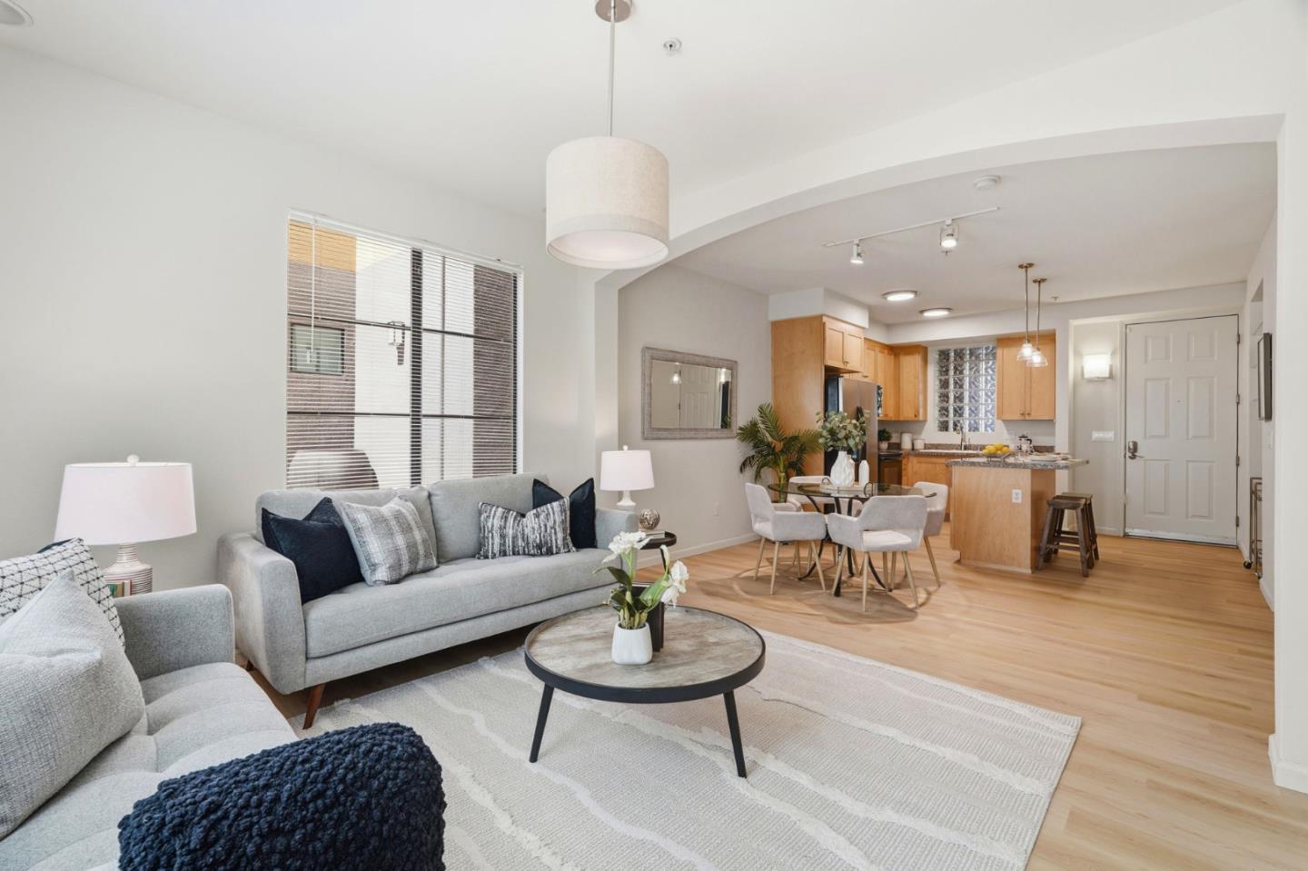 Photo #5: ML82045677 Listing: Photo #5