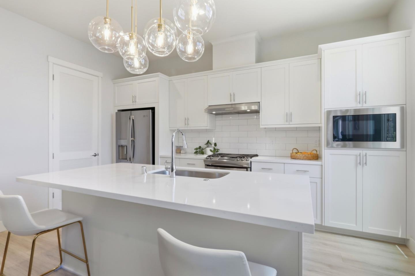 Photo #8: ML82045710 Listing: Photo #8