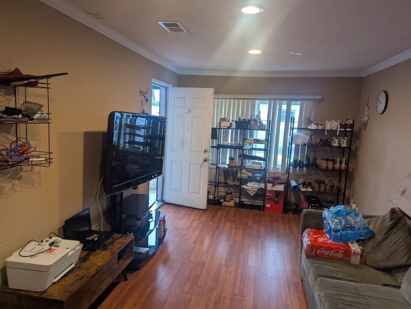 521 Santa Ana Ave, San Jose, CA 95112 photo 3