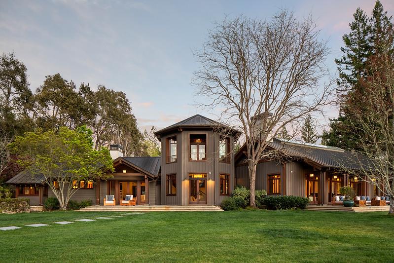 $750,000+