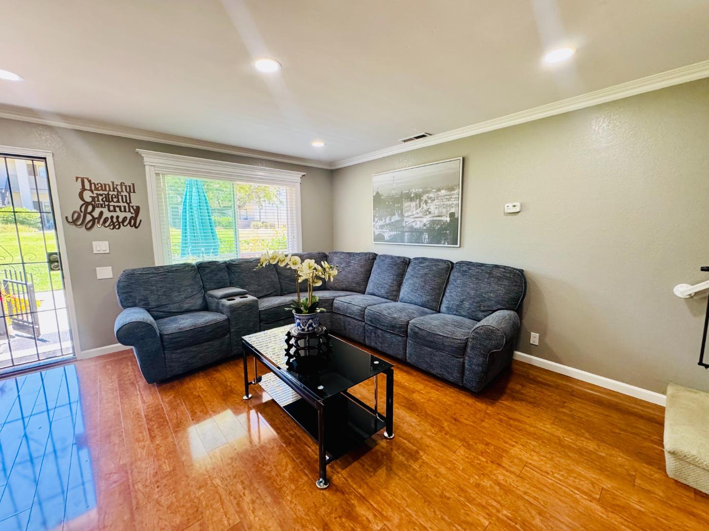 Photo #6: ML82045763 Listing: Photo #6