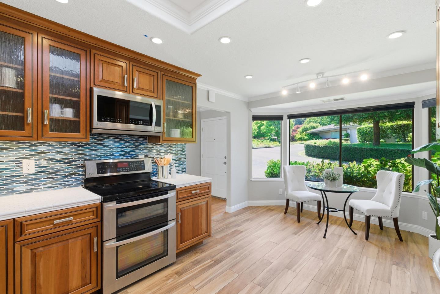 Photo #5: ML82045769 Listing: Photo #5