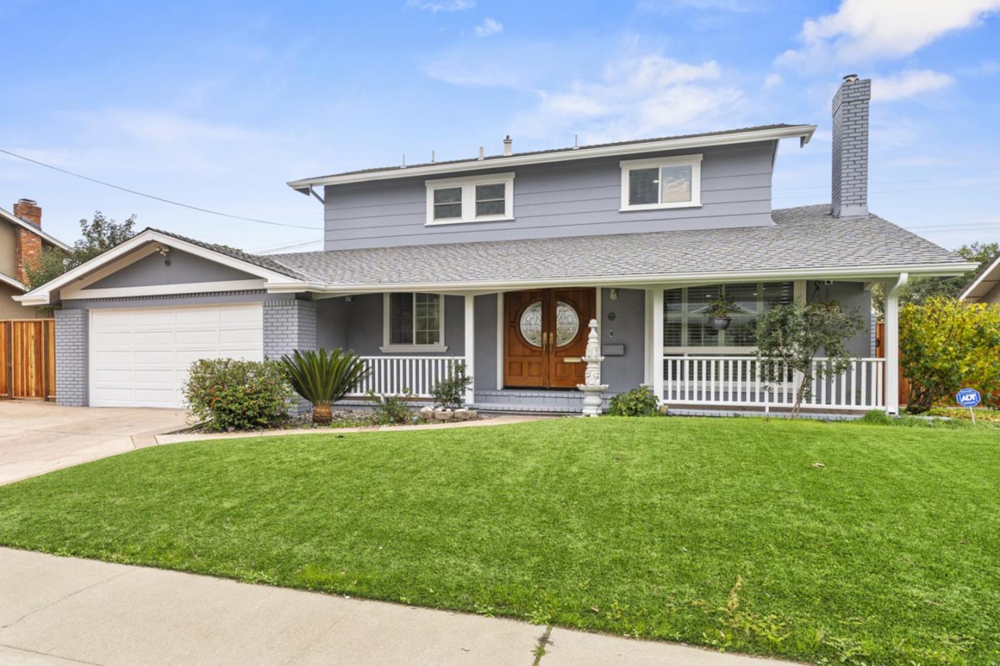 Featured listings