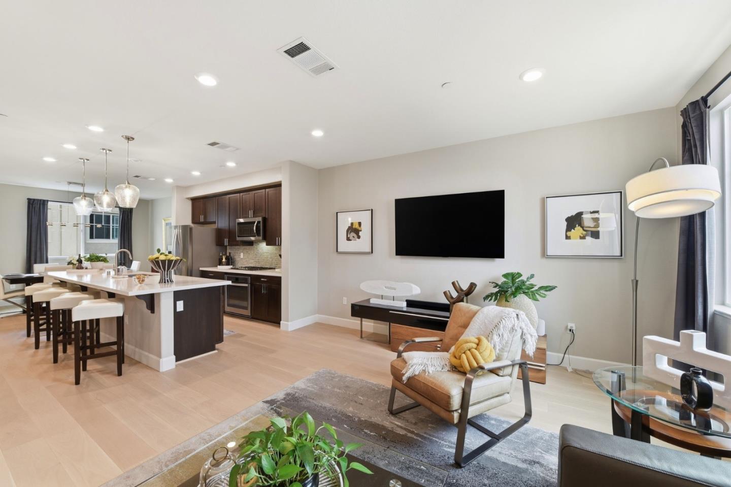 Photo #8: ML82045800 Listing: Photo #8