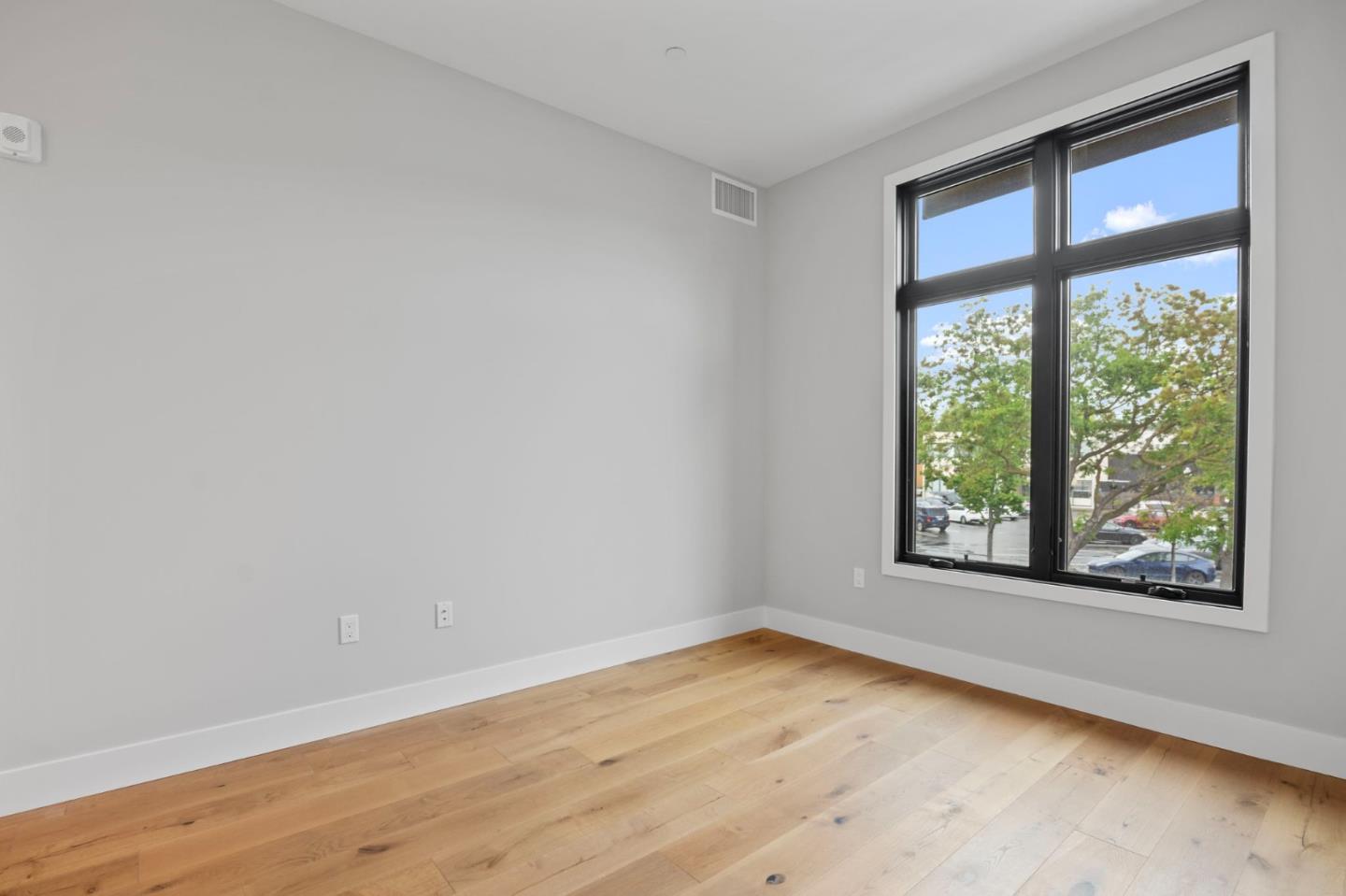 Photo #18: ML82045828 Listing: Photo #18