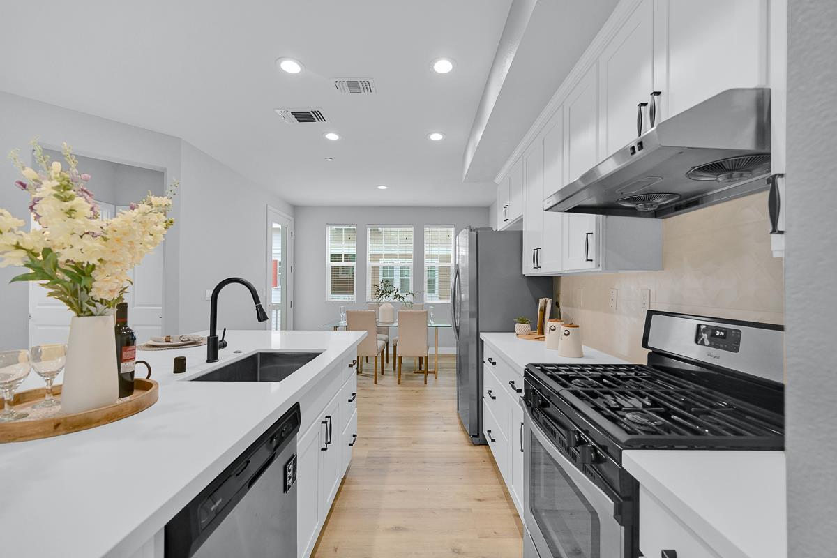 Photo #11: ML82045843 Listing: Photo #11