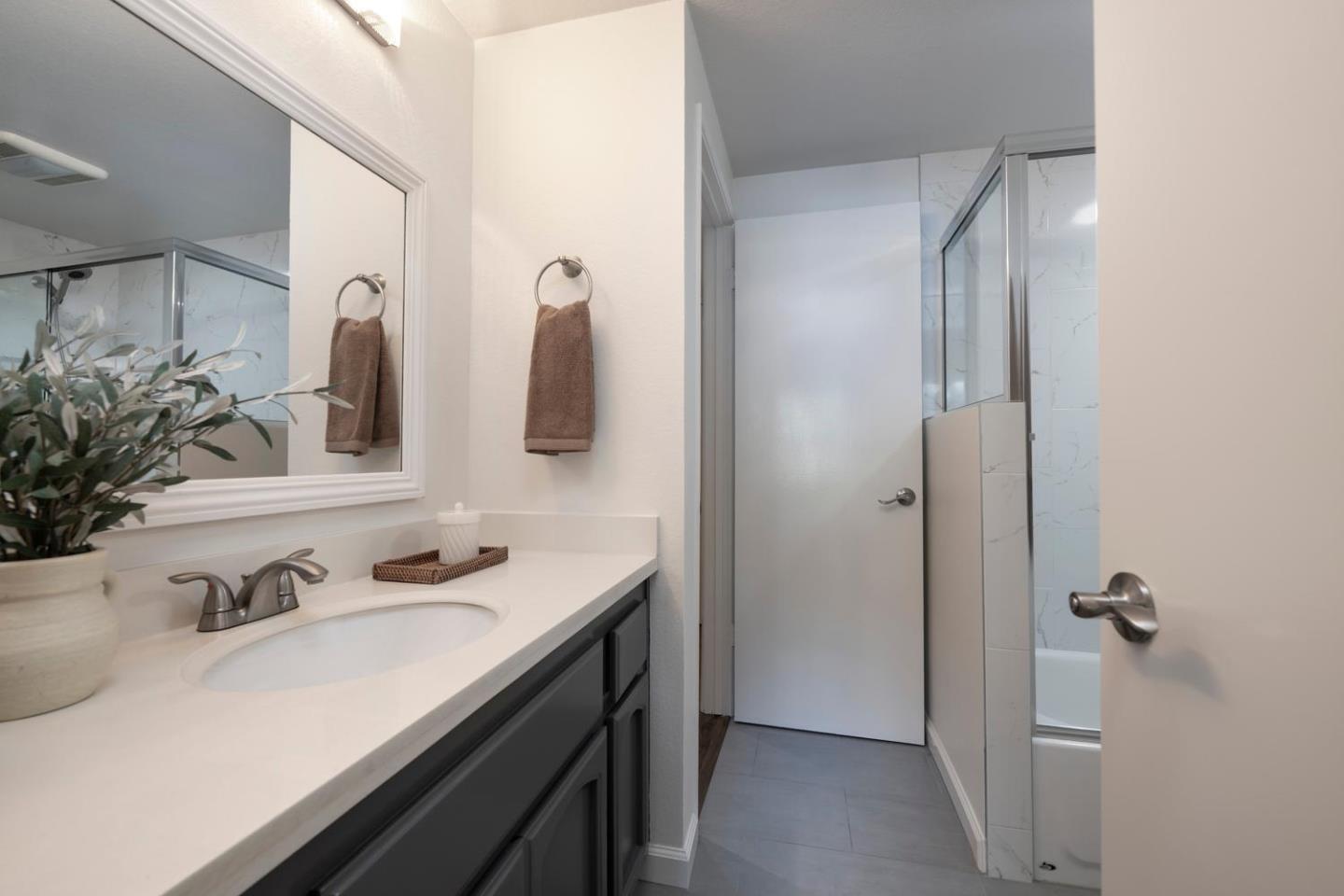 Photo #17: ML82045878 Listing: Photo #17