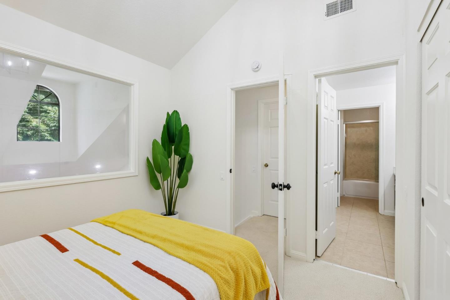Photo #15: ML82045879 Listing: Photo #15