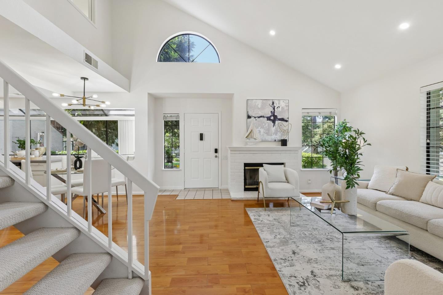 Photo #5: ML82045879 Listing: Photo #5