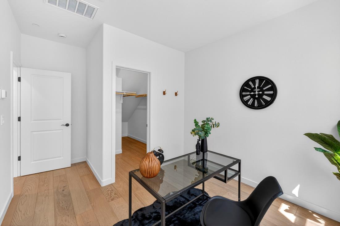 Photo #25: ML82045880 Listing: Photo #25