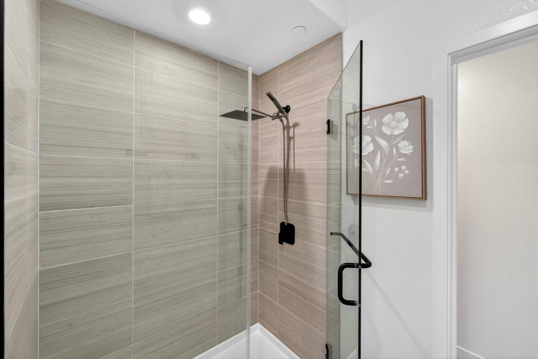 Photo #32: ML82045880 Listing: Photo #32