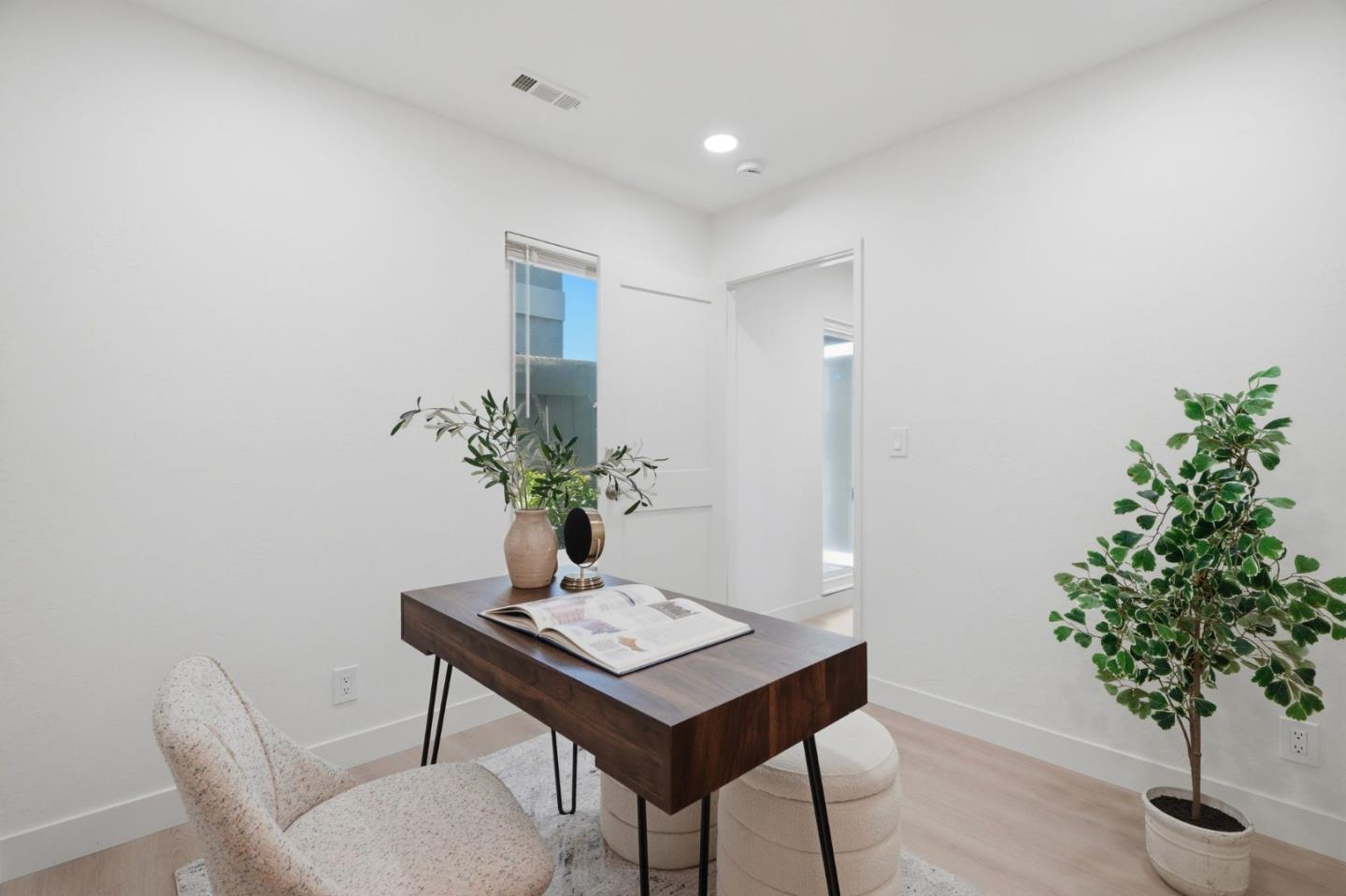 Photo #17: ML82045886 Listing: Photo #17