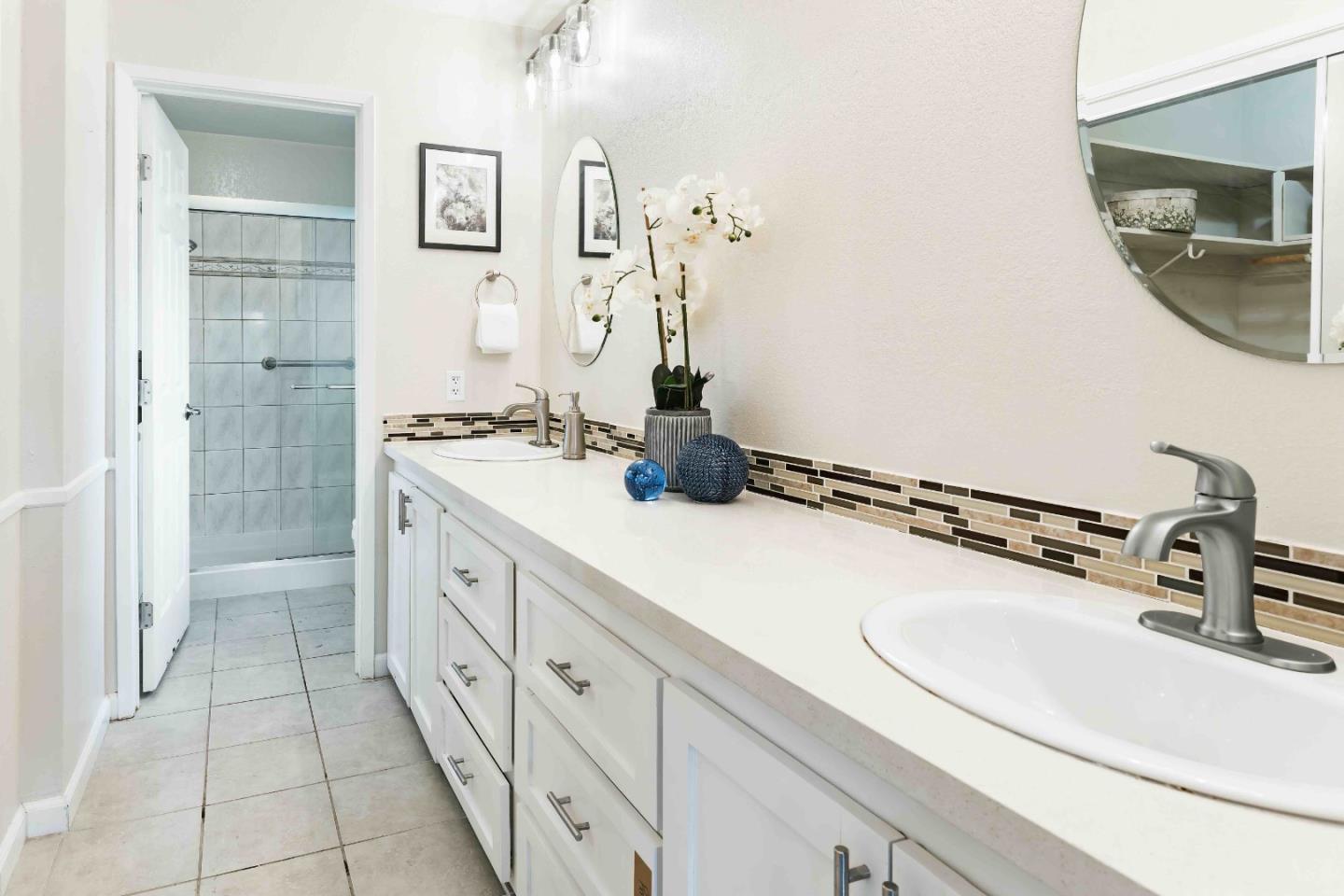 Photo #12: ML82045907 Listing: Photo #12