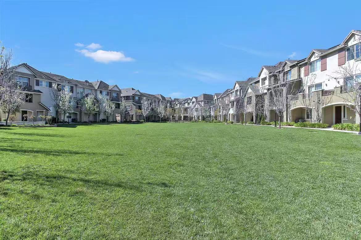 Photo #2: ML82045926 Listing: Photo #2