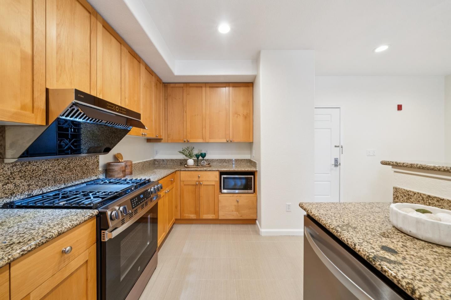 Photo #10: ML82045934 Listing: Photo #10