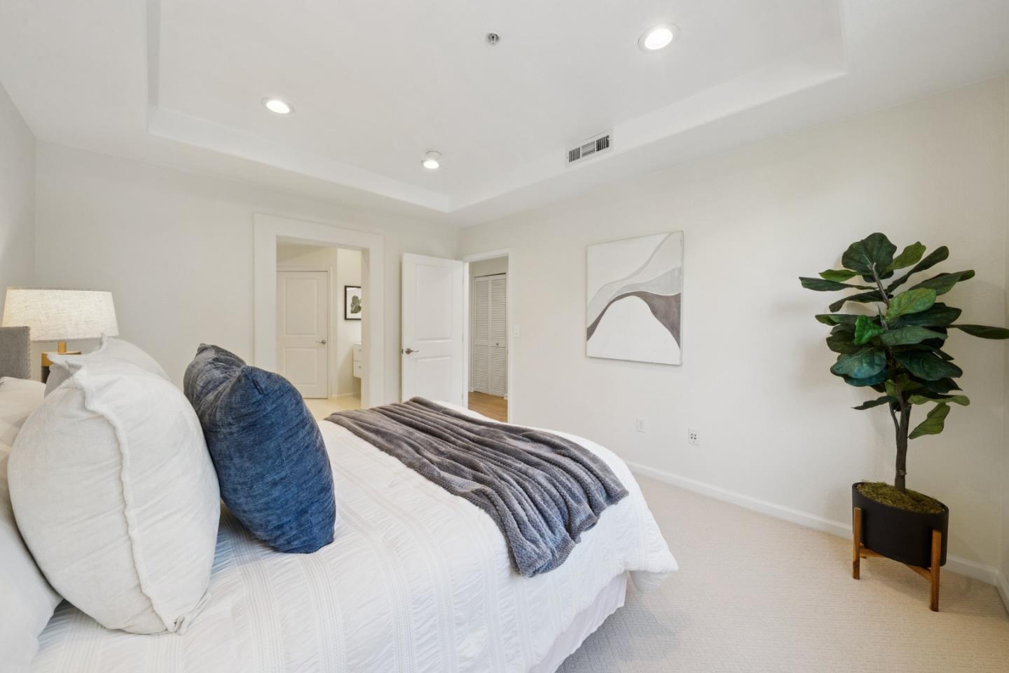Photo #17: ML82045934 Listing: Photo #17