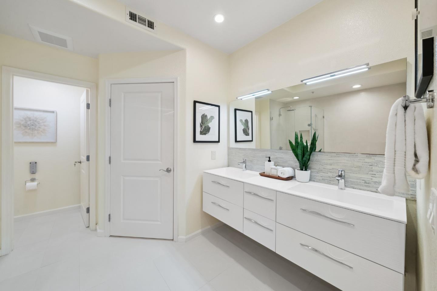 Photo #18: ML82045934 Listing: Photo #18