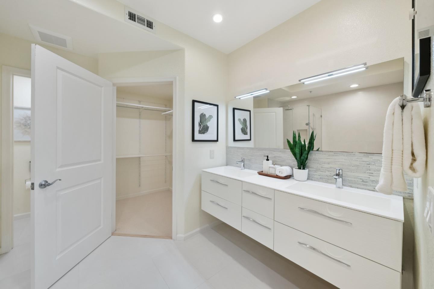 Photo #19: ML82045934 Listing: Photo #19