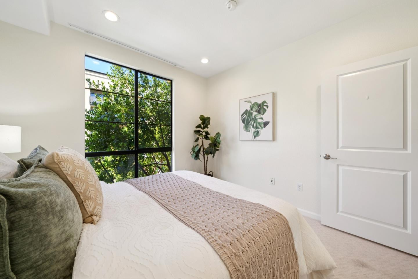 Photo #27: ML82045934 Listing: Photo #27