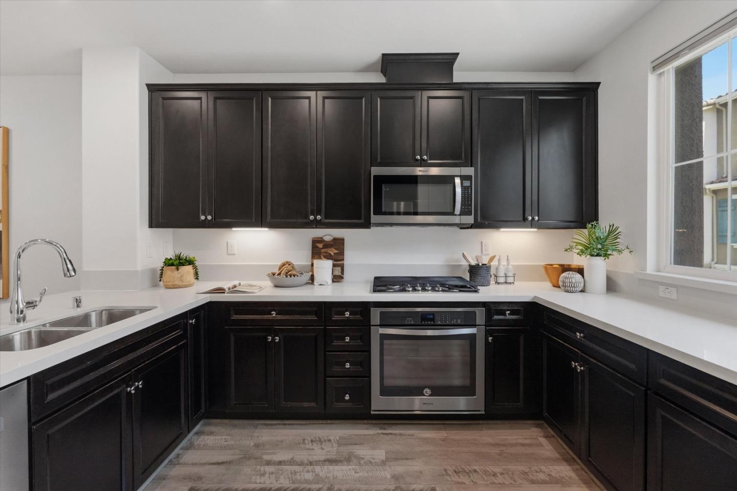 Photo #12: ML82045942 Listing: Photo #12