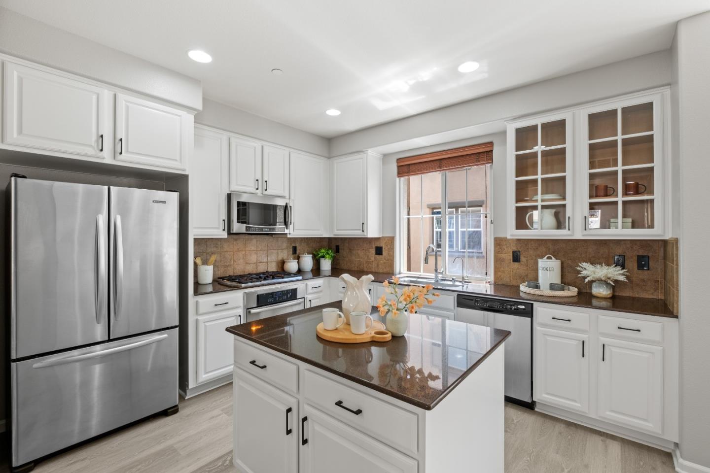Photo #8: ML82045964 Listing: Photo #8