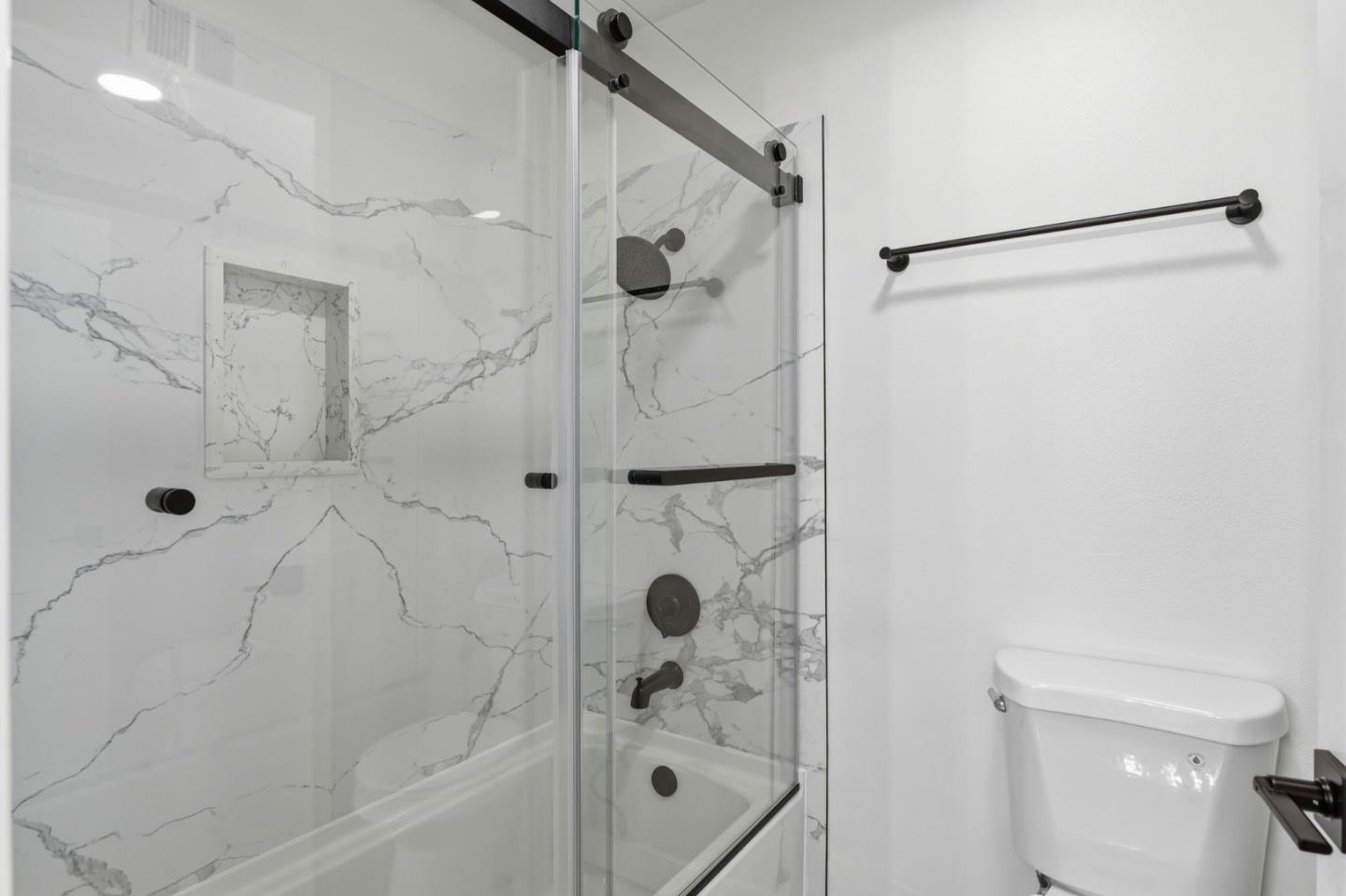 Photo #22: ML82045973 Listing: Photo #22