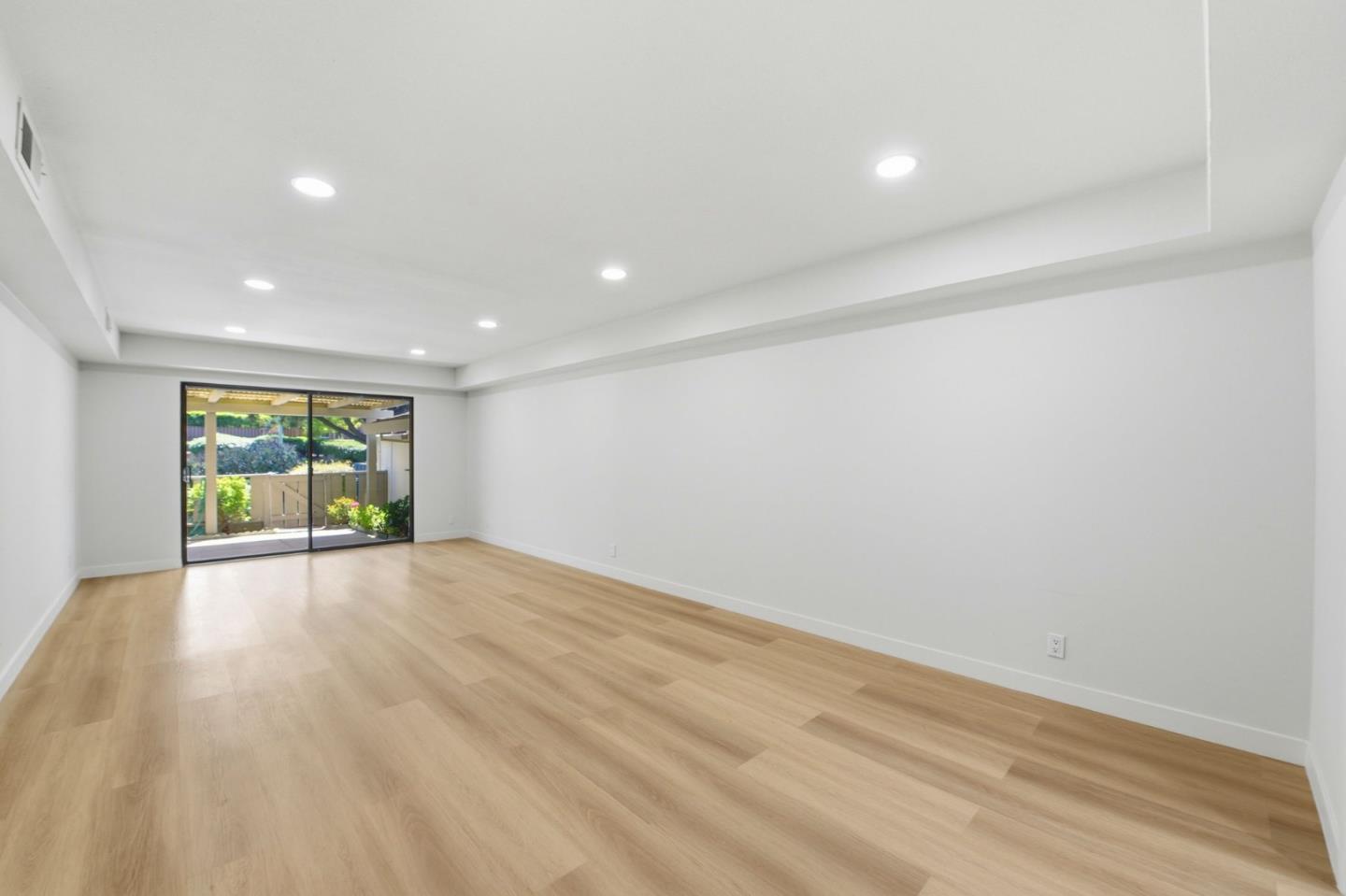 Photo #5: ML82045973 Listing: Photo #5