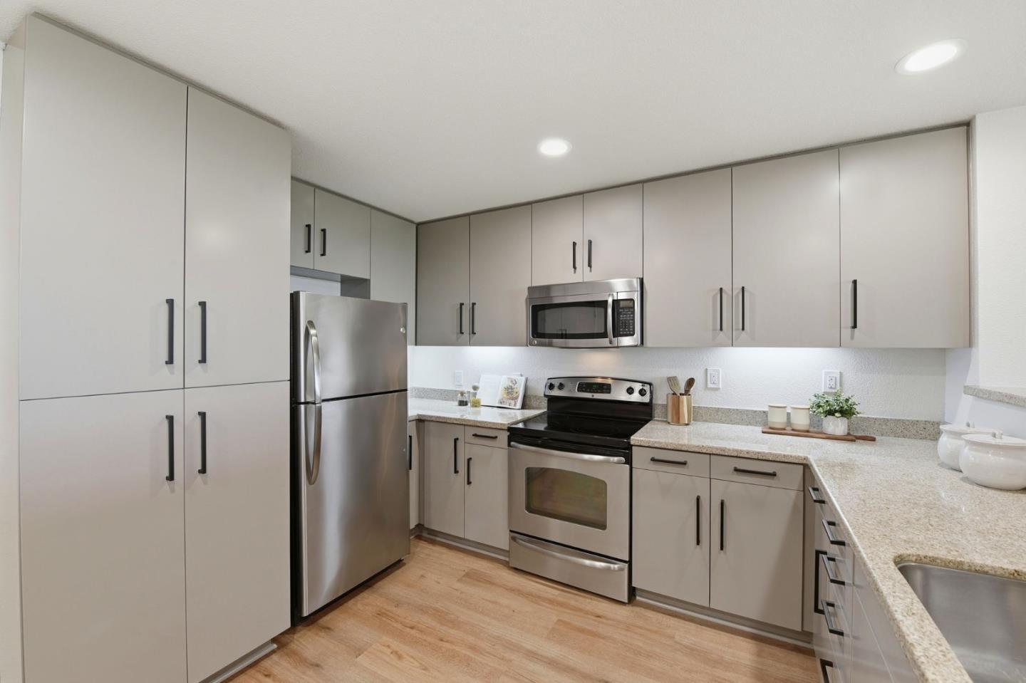 Photo #8: ML82045974 Listing: Photo #8