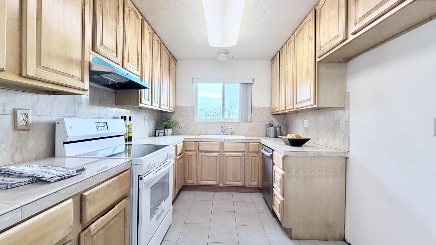 Photo #13: ML82045981 Listing: Photo #13