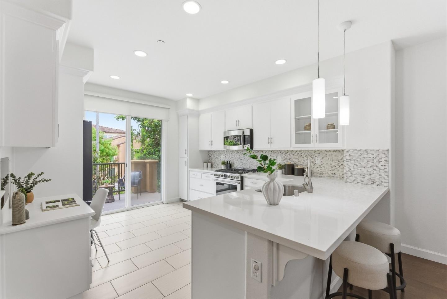 Photo #10: ML82046006 Listing: Photo #10