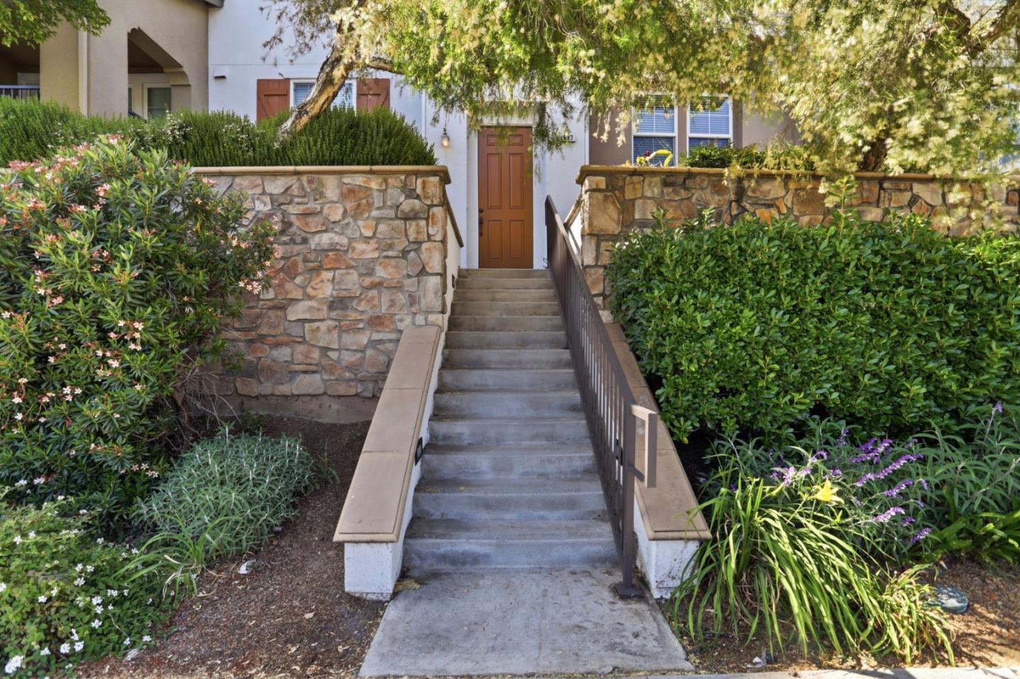 Photo #2: ML82046010 Listing: Photo #2
