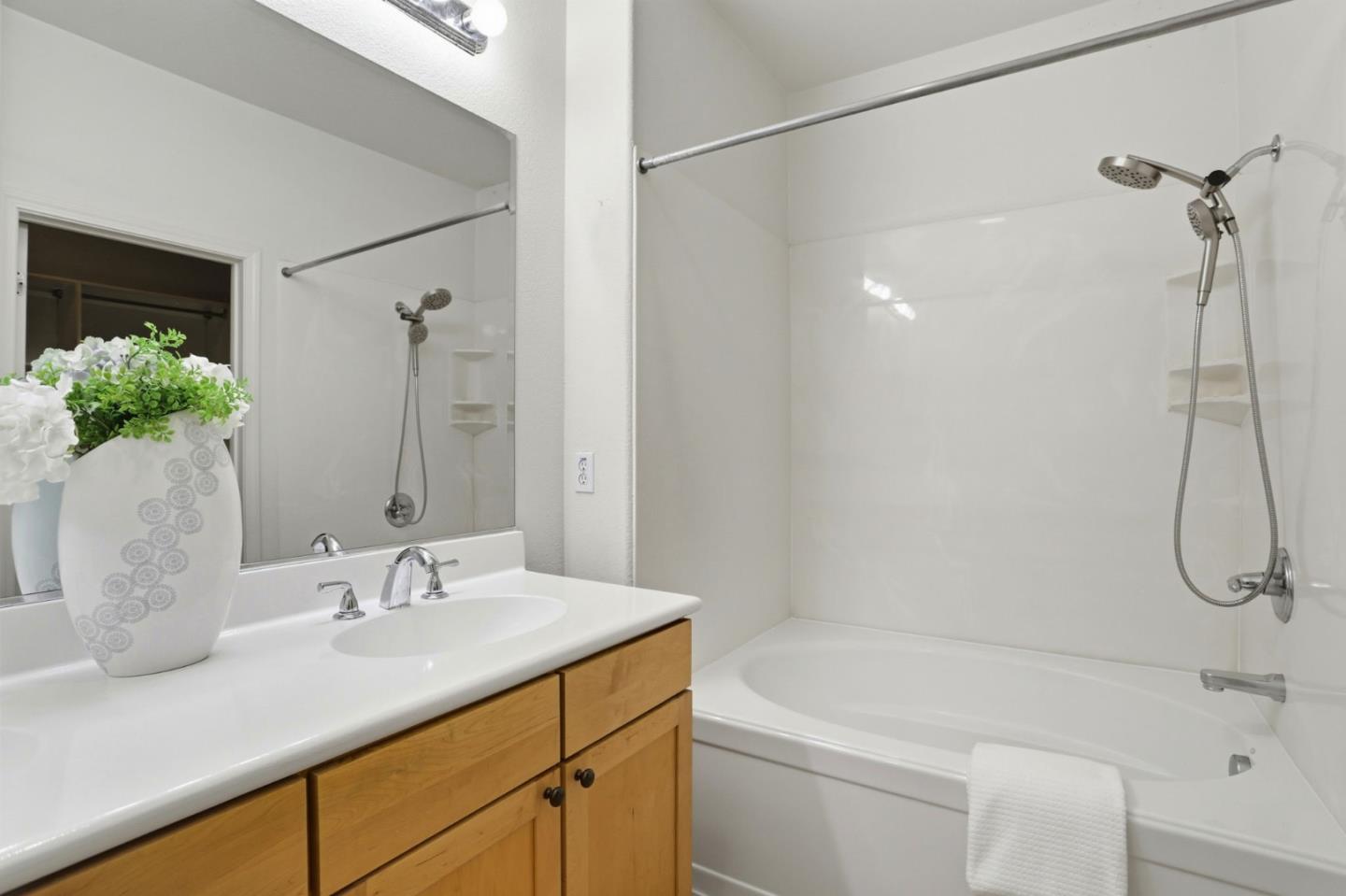 Photo #27: ML82046010 Listing: Photo #27