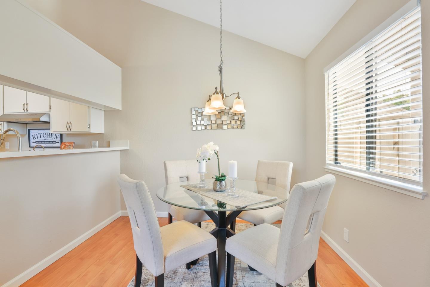 Photo #10: ML82046039 Listing: Photo #10
