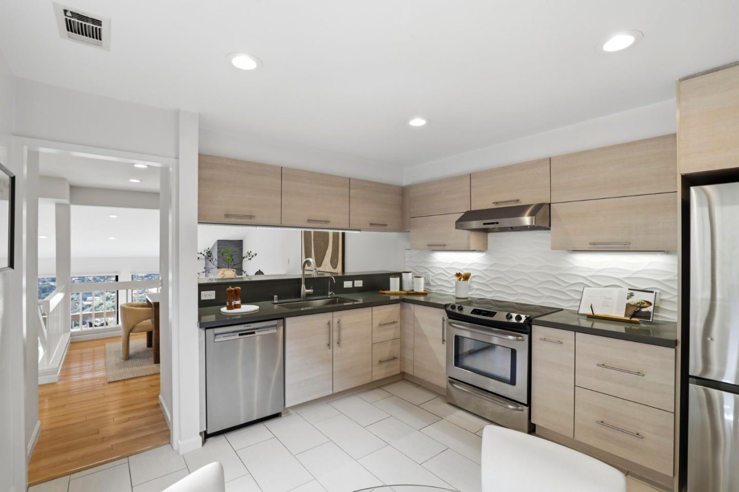 Photo #22: ML82046040 Listing: Photo #22