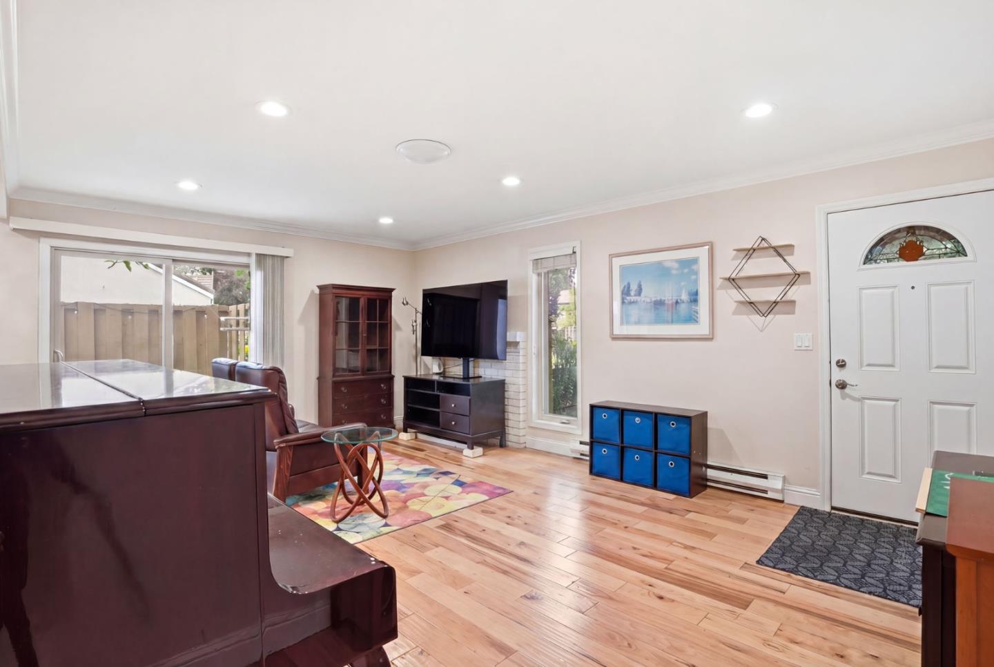 Photo #5: ML82046043 Listing: Photo #5