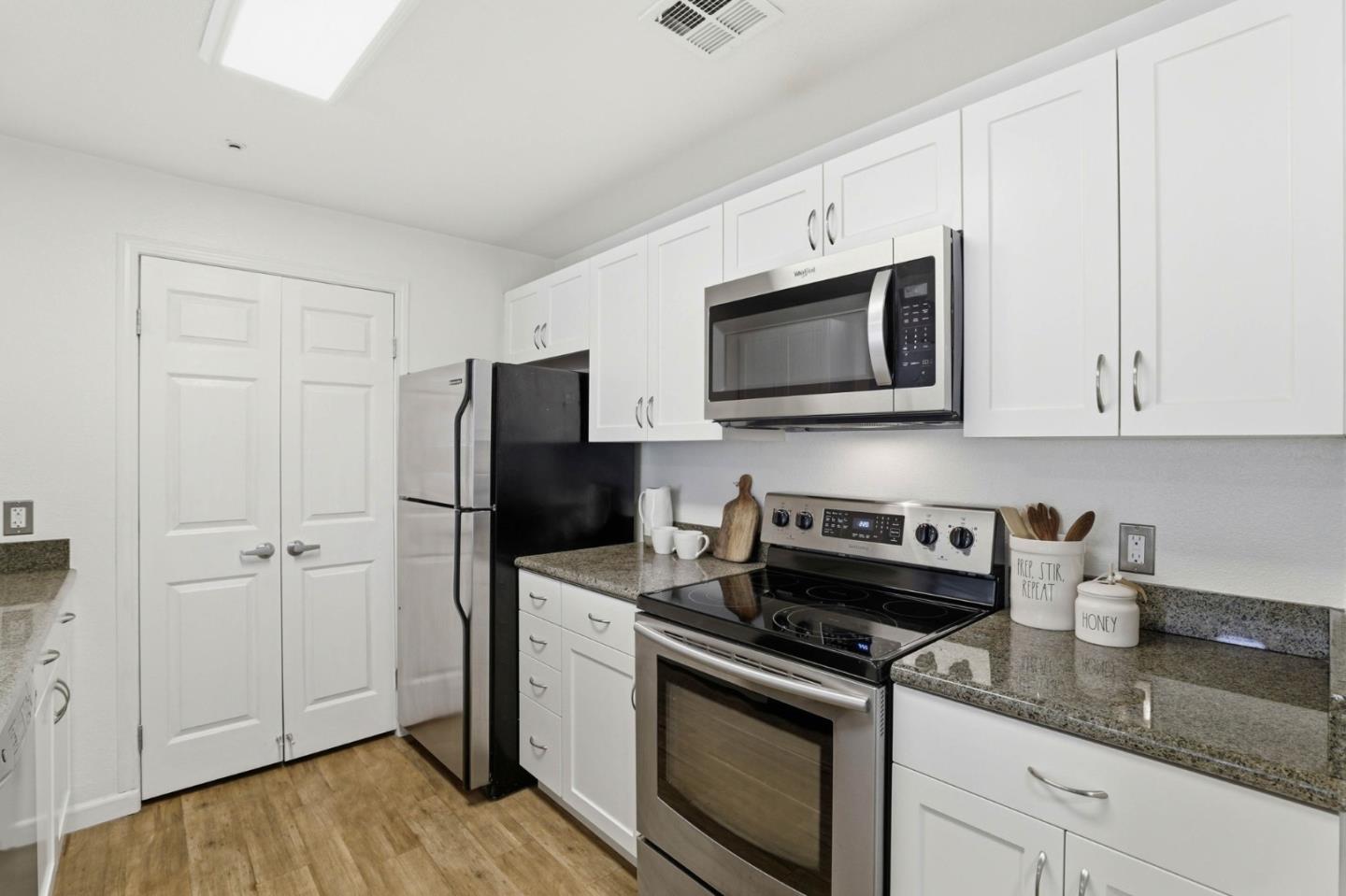 Photo #8: ML82046052 Listing: Photo #8