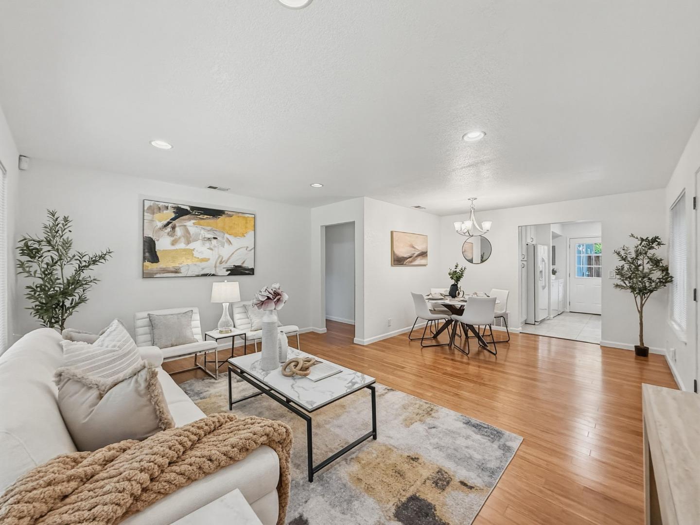 Photo #3: ML82046064 Listing: Photo #3