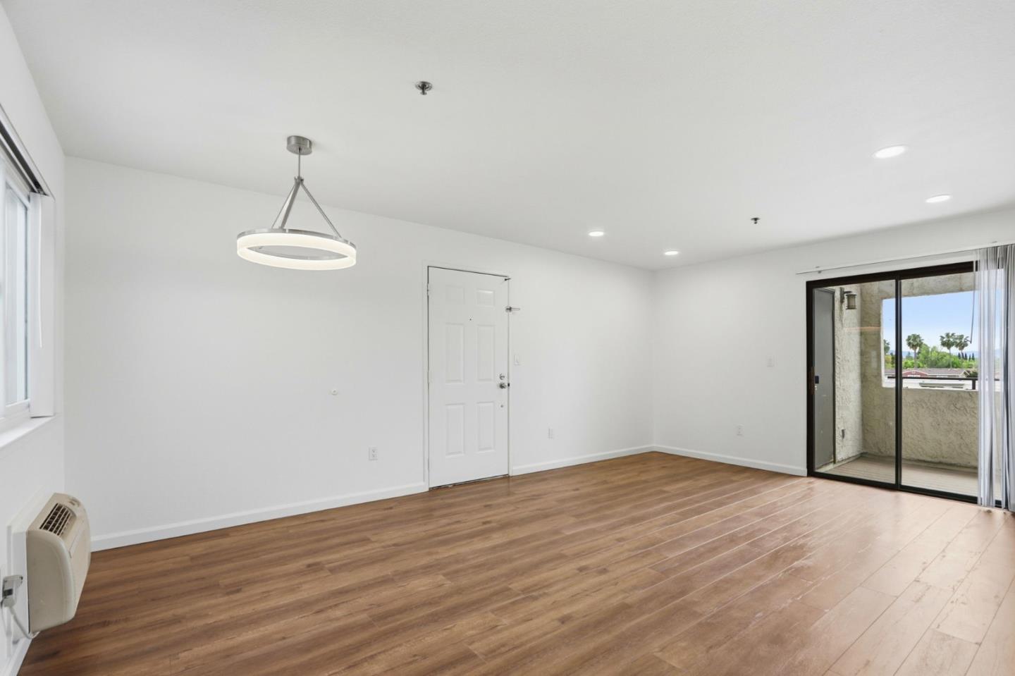 Photo #6: ML82046072 Listing: Photo #6