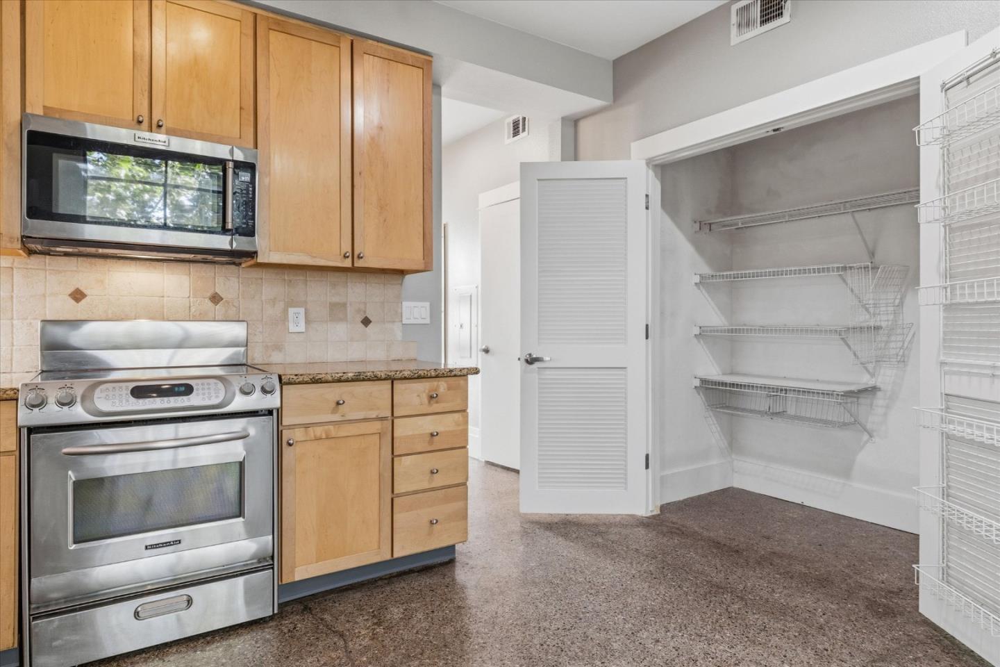 Photo #12: ML82046075 Listing: Photo #12