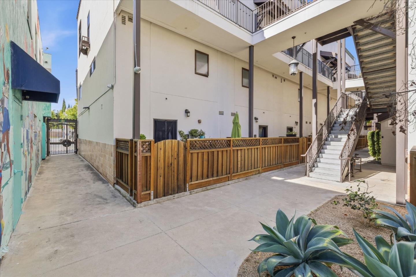 Photo #21: ML82046075 Listing: Photo #21