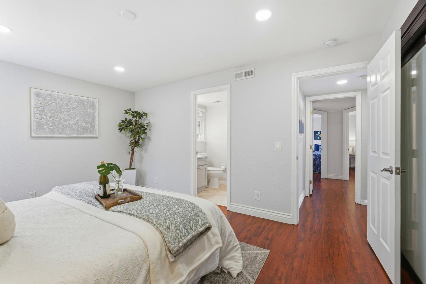 Photo #28: ML82046080 Listing: Photo #28